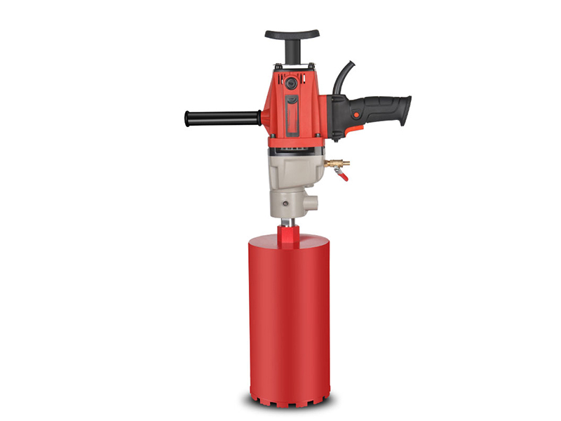 大鉆孔機(jī)揚(yáng)塵怎么解決？鉆孔機(jī)不吸水怎么辦？