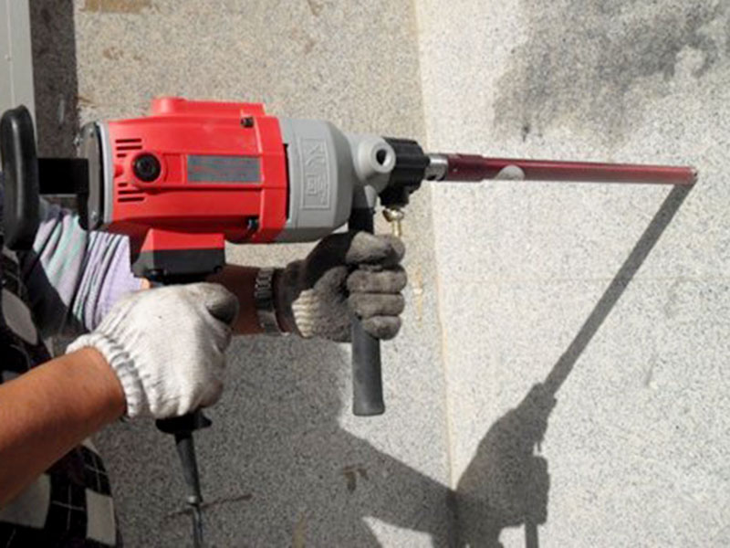 鉆孔機(jī)的鉆頭怎么下？種類要分清楚